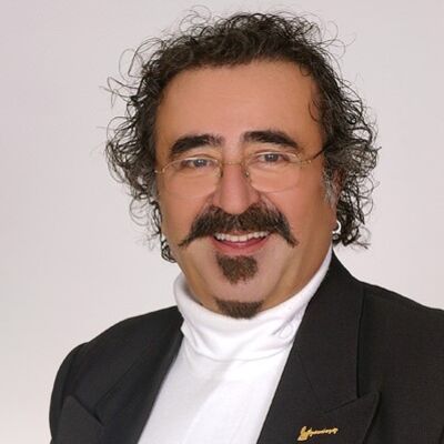 VIP Yildirim Ocek (bekende Turkse Acteur), haartransplantatie in Turkije