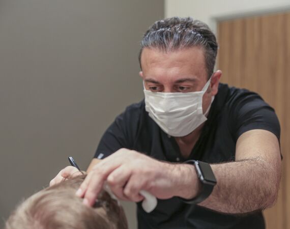 Op. Dr. Faruk Yilmaz