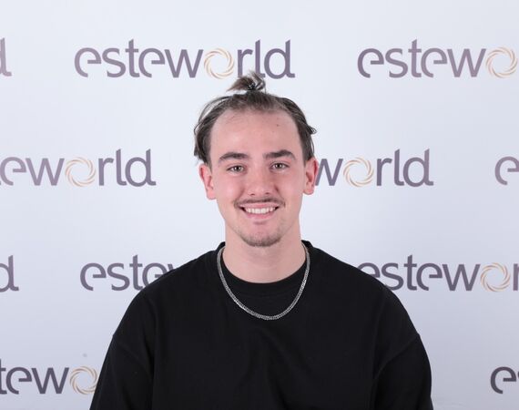 Luca Ferron DHI haartransplantatie bij Esteworld