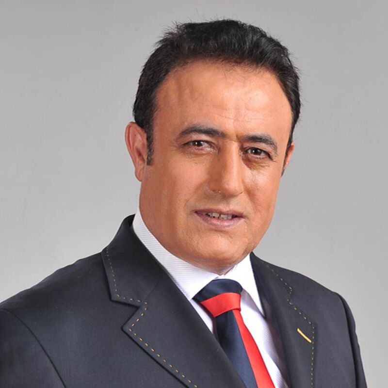 VIP Mahmut Tuncer  (bekende Turkse Zanger)