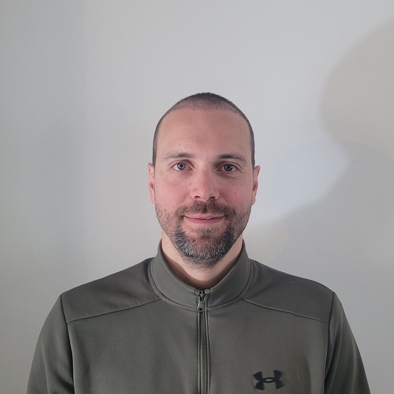 Tom, vooraf 3 partijen benaderd en voor Esteworld gekozen