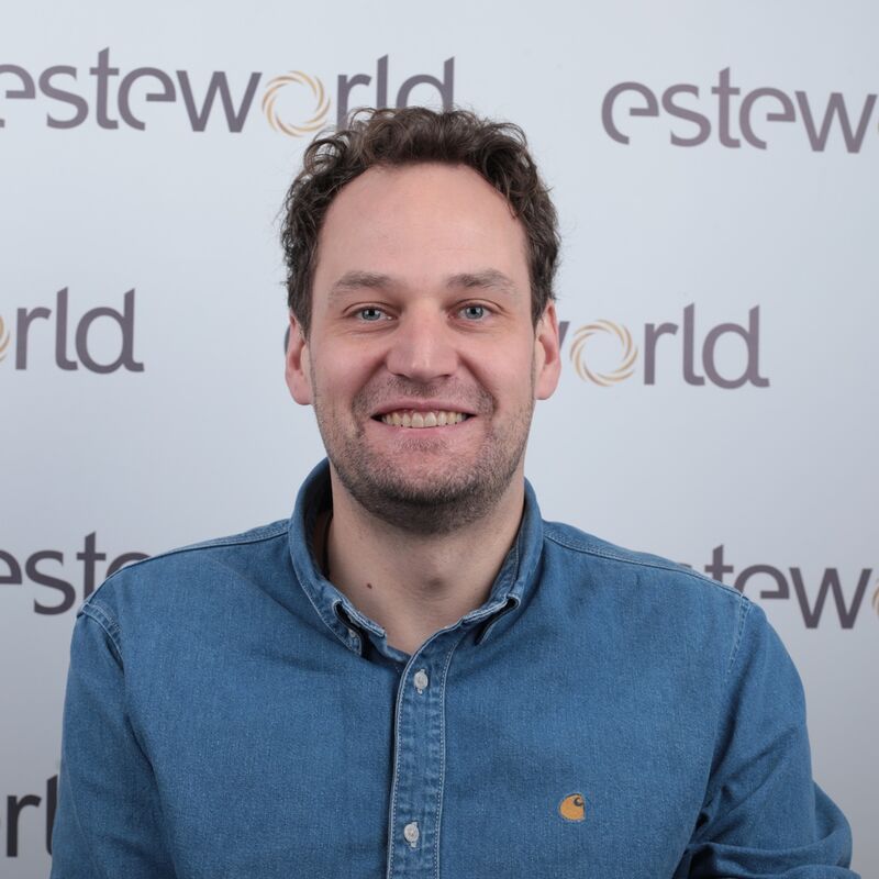 Mijn inhammen werden dieper en dieper. Tijd voor een haartransplantatie