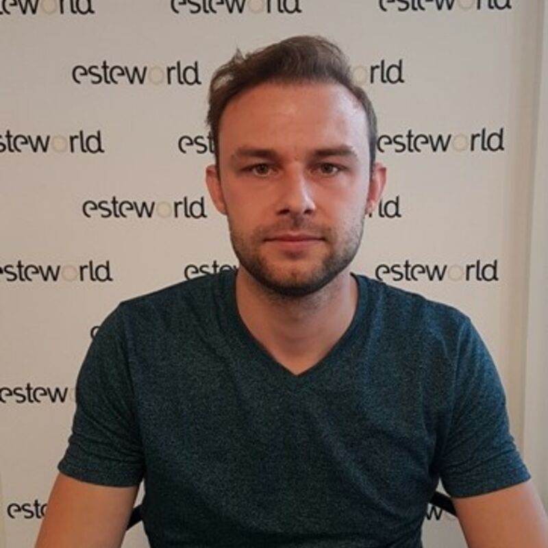 Manuel blij met zijn haartransplantatie resultaat!