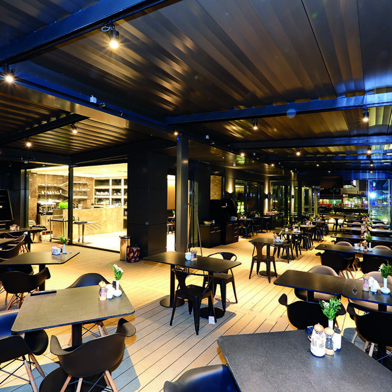 Yordi, Esteworld is een echte aanrader!