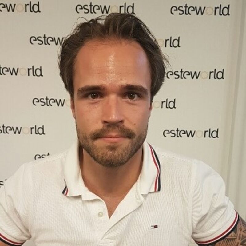 Wat doe je als je haar langzaam verdwijnt? Esteworld! 