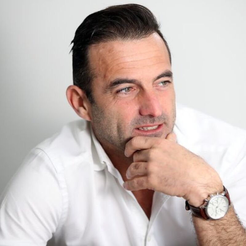 Vlaamse VIP Gunther Levi, Soapster en Zanger.