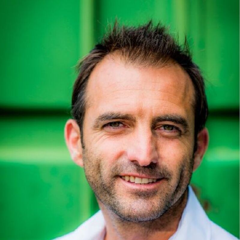 Vlaamse VIP Gunther Levi, Soapster en Zanger.